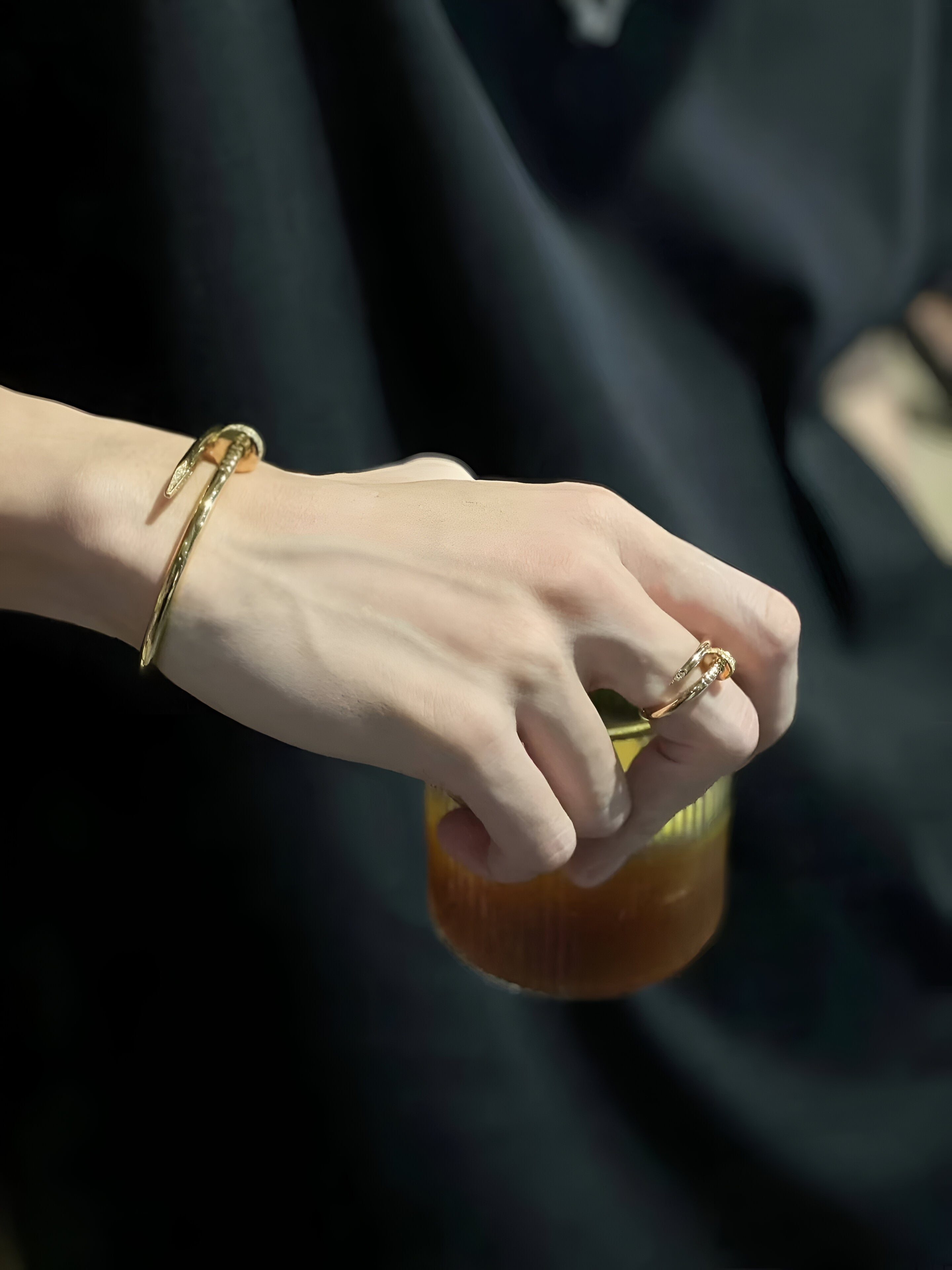 Lustreé | Curved Nail Bangle