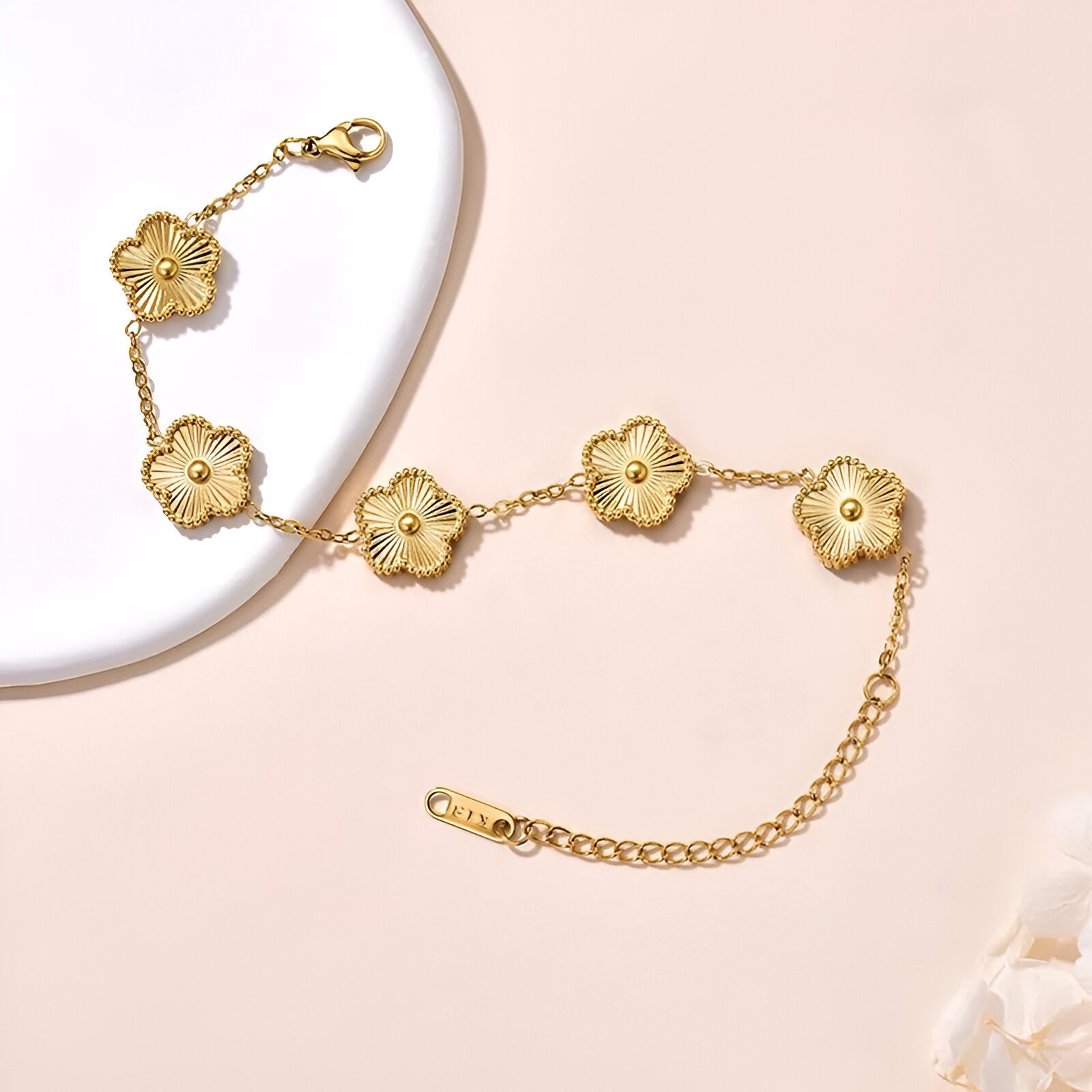 Lustreé | Lucky Clover Bracelet